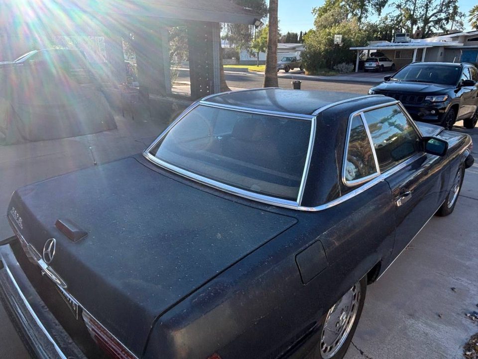 1988 Mercedes-Benz 560SL