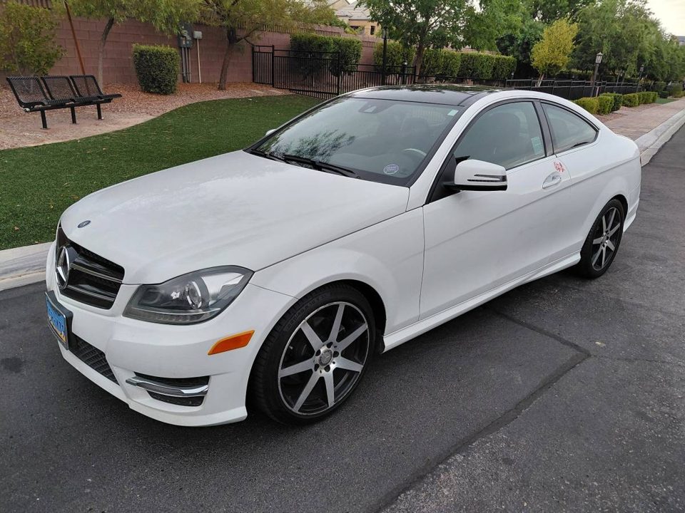 2015 Mercedes-Benz Coupe C250 31mpgs