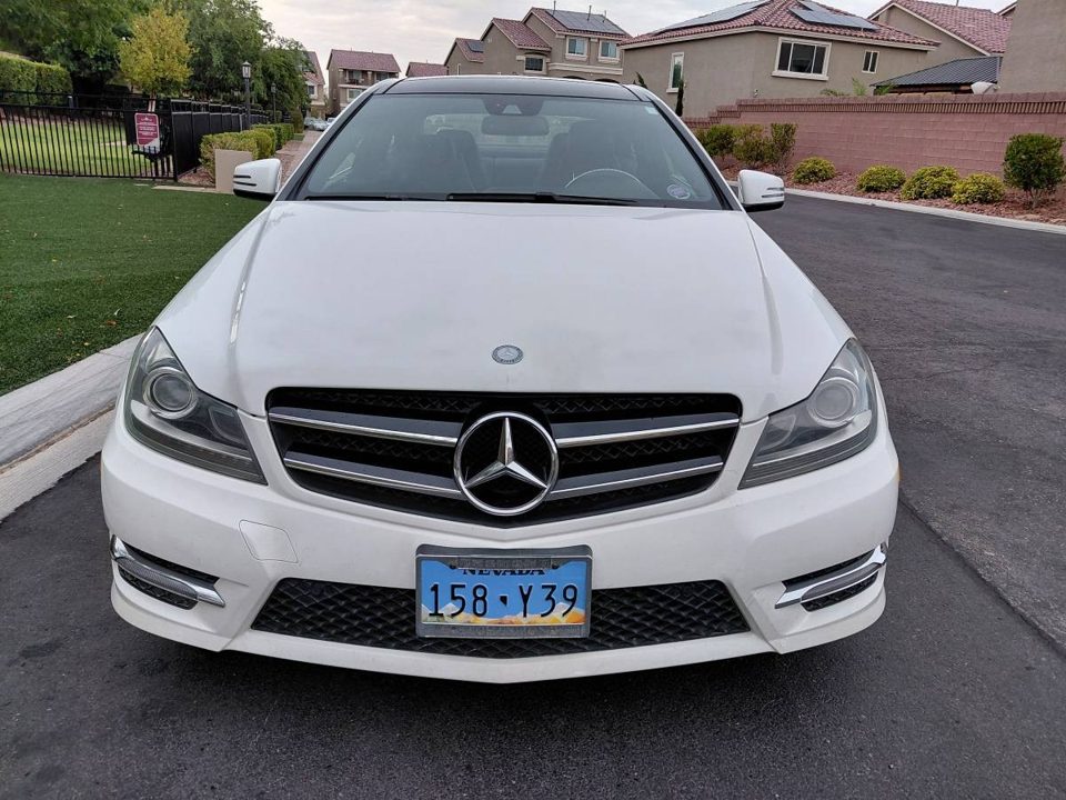 2015 Mercedes-Benz Coupe C250 31mpgs