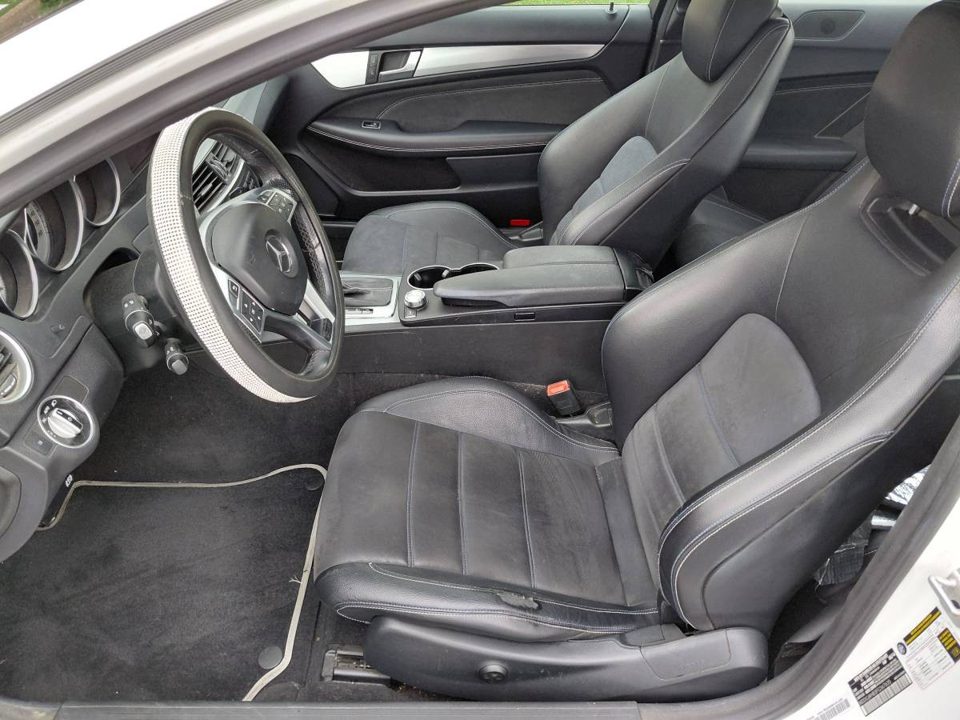 2015 Mercedes-Benz Coupe C250 31mpgs