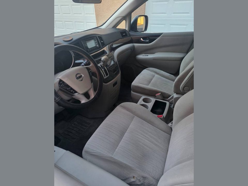 2011 Nissan Quest