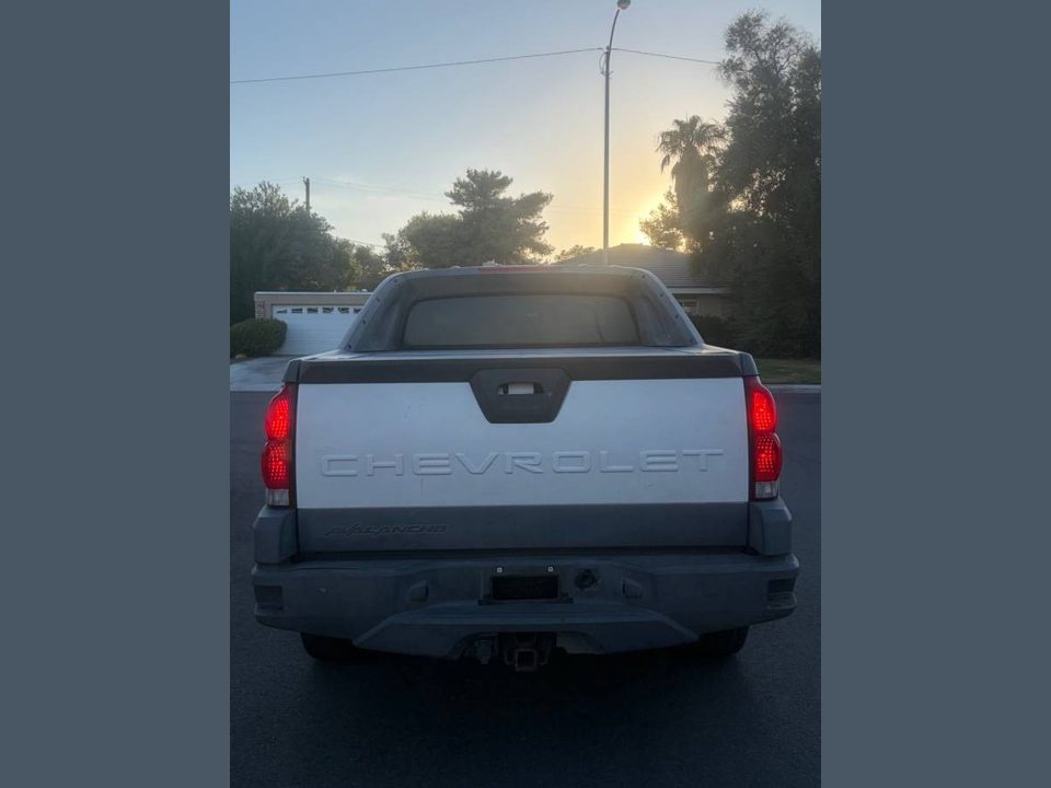 2002 Chevrolet Avalanche 1500 2WD - Z66 Package