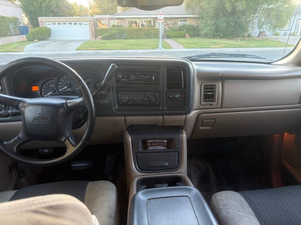 2002 Chevrolet Avalanche 1500 2WD - Z66 Package