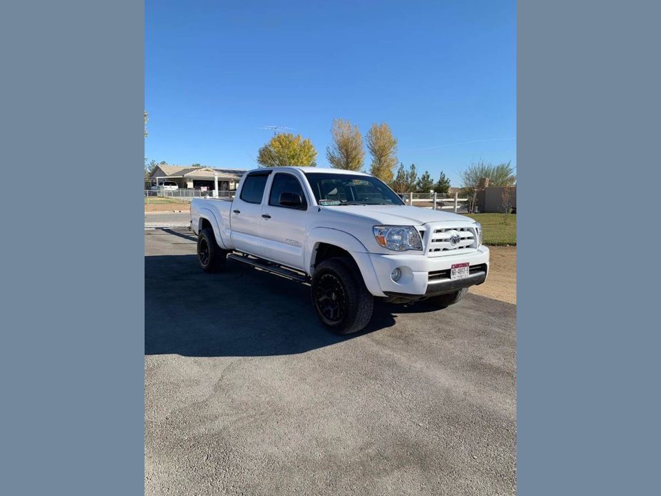 2005 TOTOTA TACOMA
