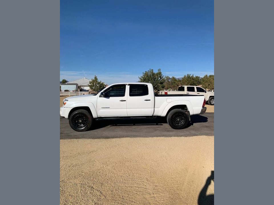 2005 TOTOTA TACOMA