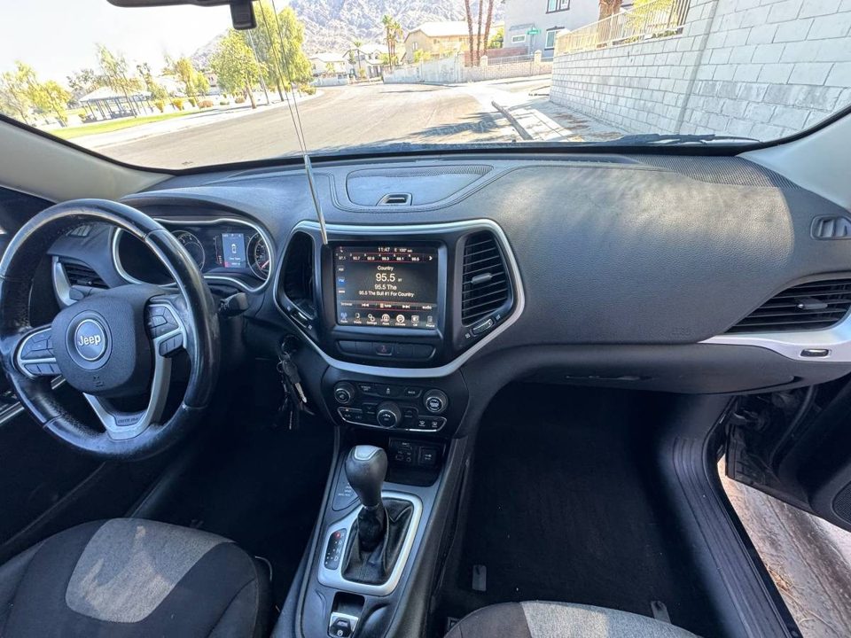 2014 Jeep Cherokee latitude 4x4