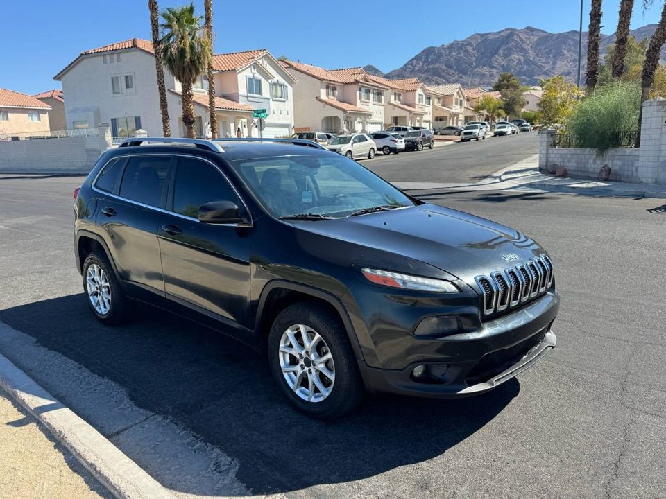 2014 Jeep Cherokee latitude 4x4