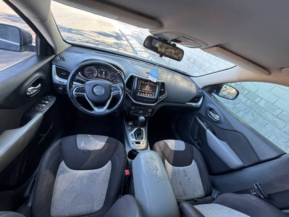 2014 Jeep Cherokee latitude 4x4