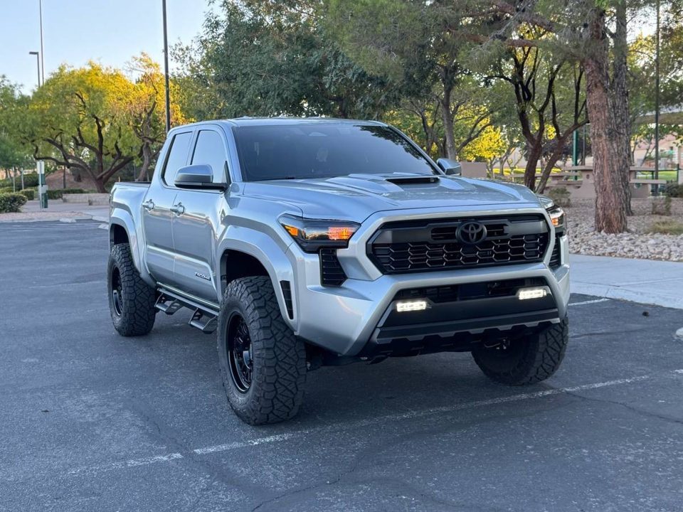 2025 Toyota Tacoma TRD Sport 4x4