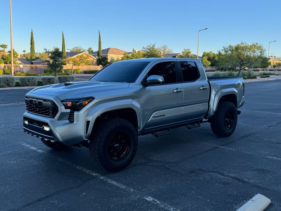 2025 Toyota Tacoma TRD Sport 4x4