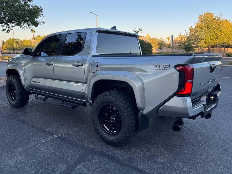 2025 Toyota Tacoma TRD Sport 4x4