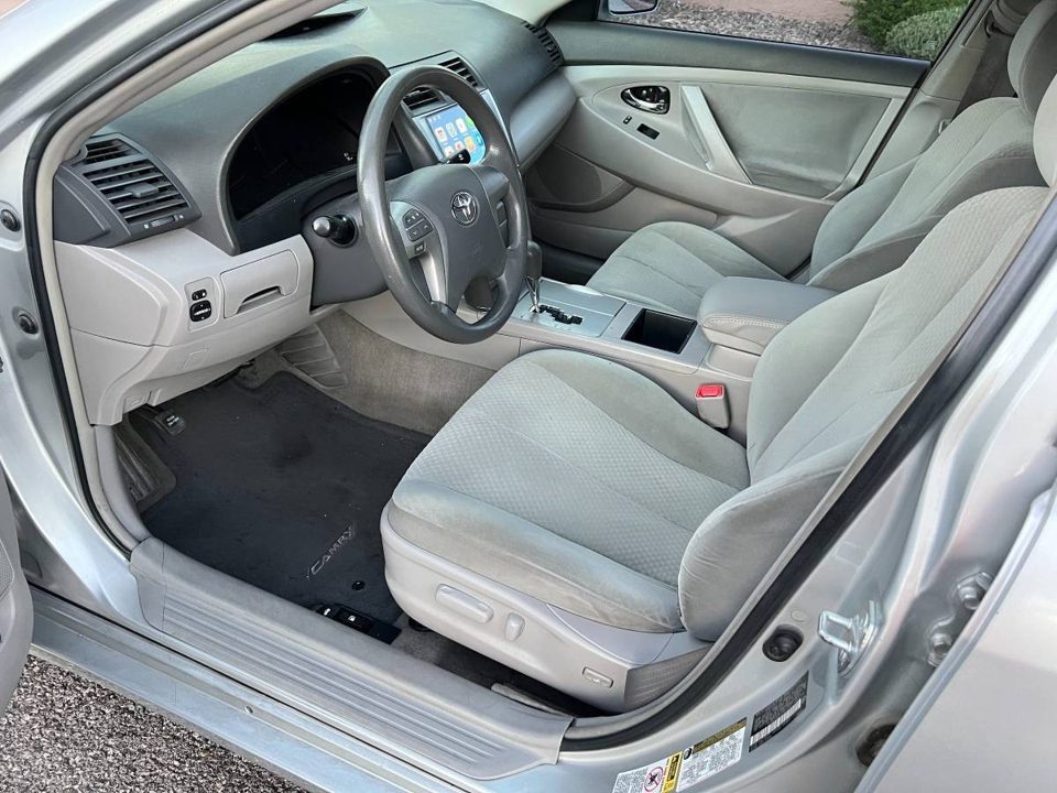 2008 Toyota CAMRY LE. (4-CYL)