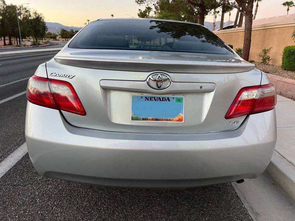 2008 Toyota CAMRY LE. (4-CYL)