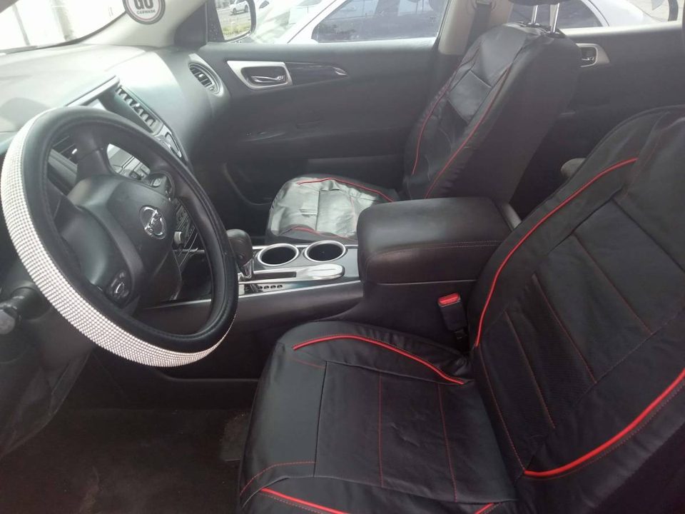 2013 Nissan pathfinder se 7 seats