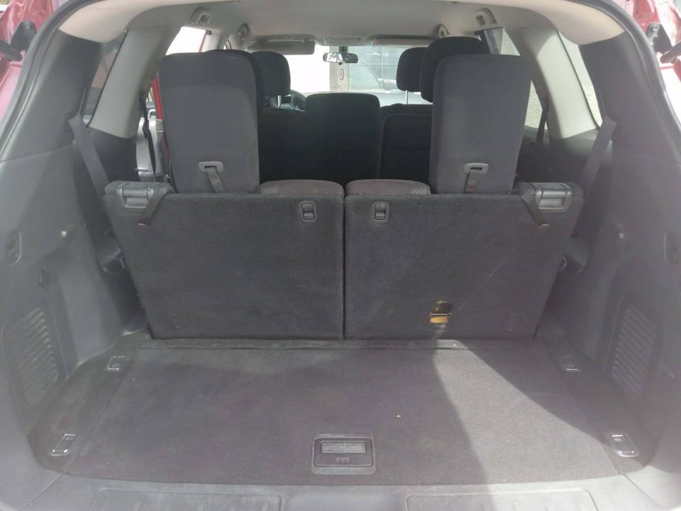 2013 Nissan pathfinder se 7 seats