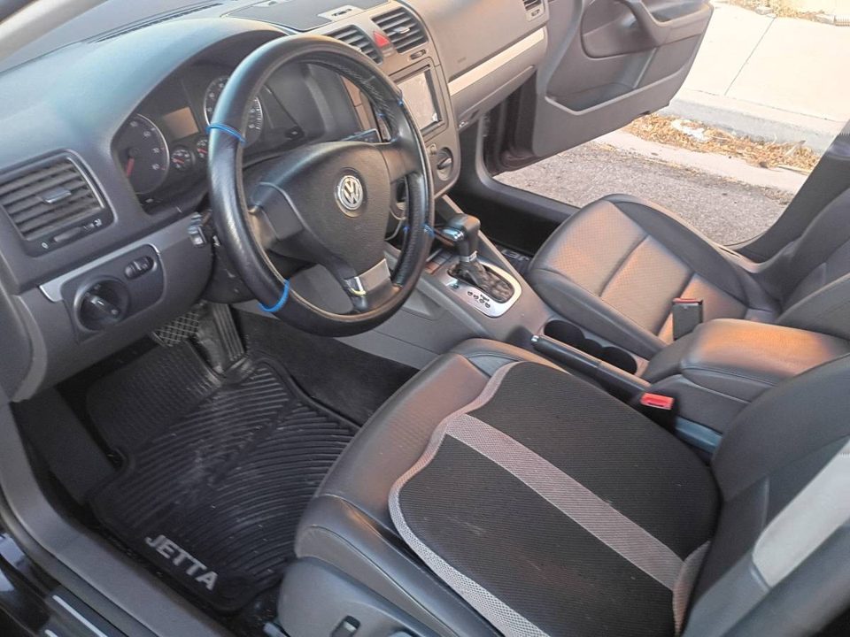 2009 Volkswagen Jetta wolfburg edition