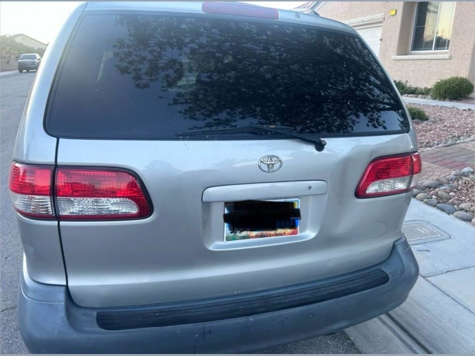 2003 Toyota Sienne CE Minivan