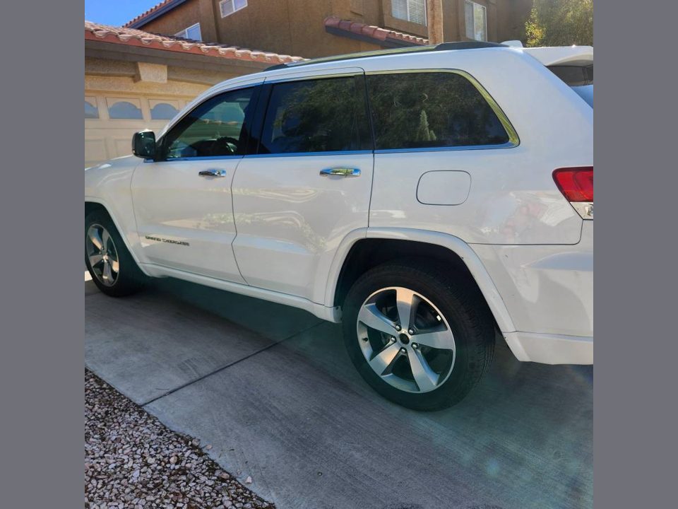 2014 Jeep grand cherokee overland