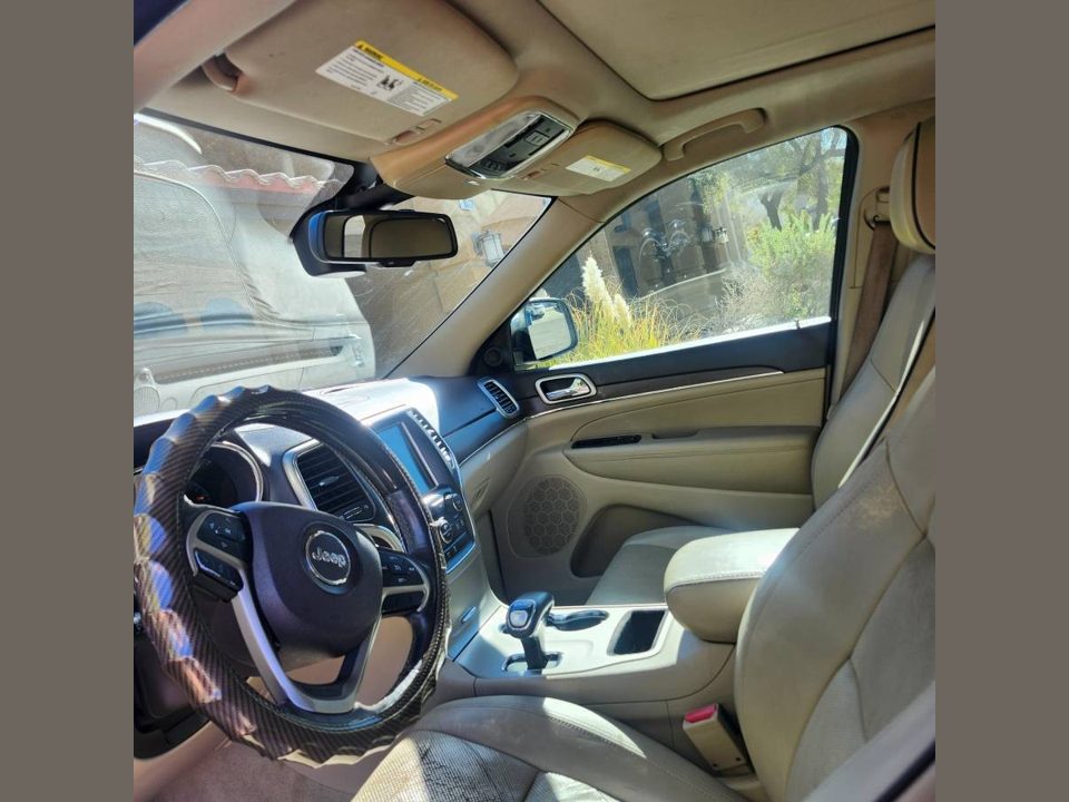 2014 Jeep grand cherokee overland