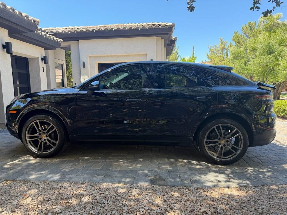 2020 Porsche Cayenne Coupe