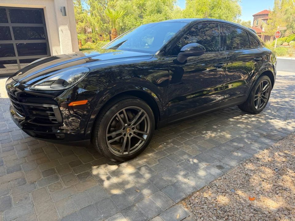 2020 Porsche Cayenne Coupe