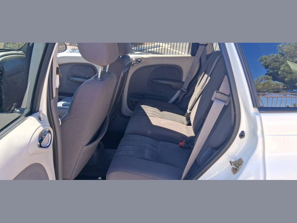 2004 Chrysler PT CRUISER. $2100.00