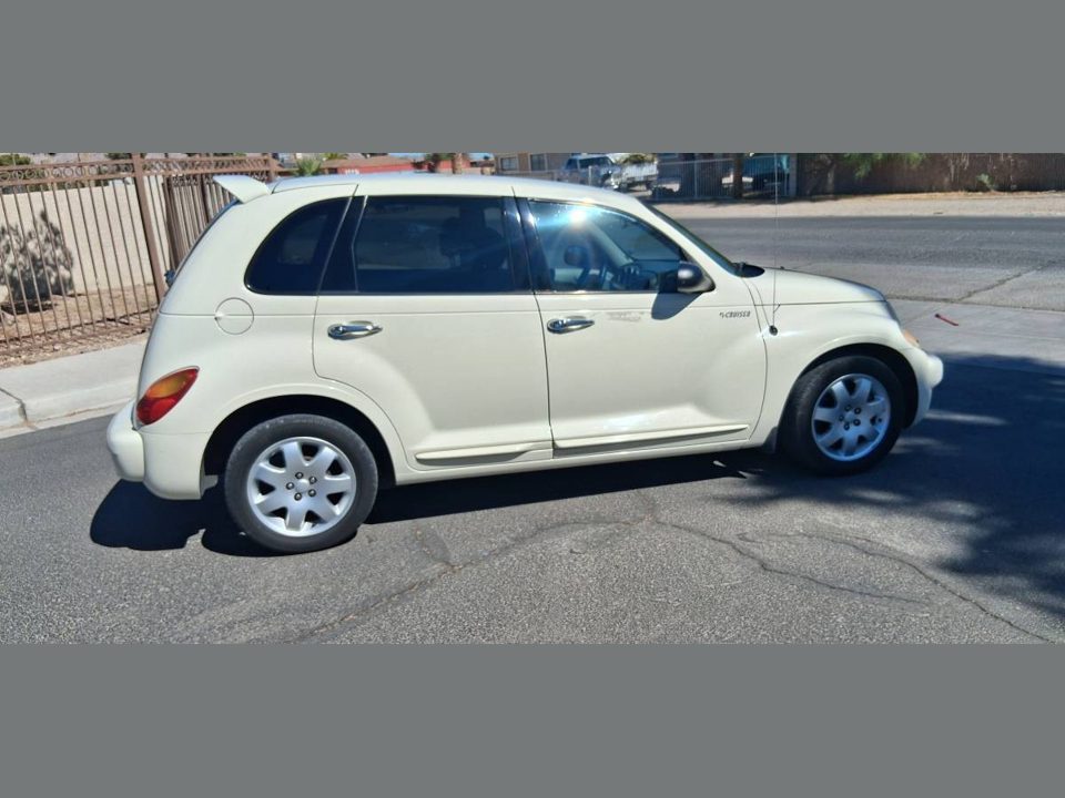 2004 Chrysler PT CRUISER. $2100.00