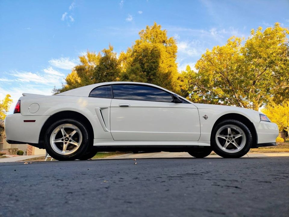1999 Ford MUSTANG GT * 35TH ANNIVERSARY * V8 * MANUAL * EXCELLENT!