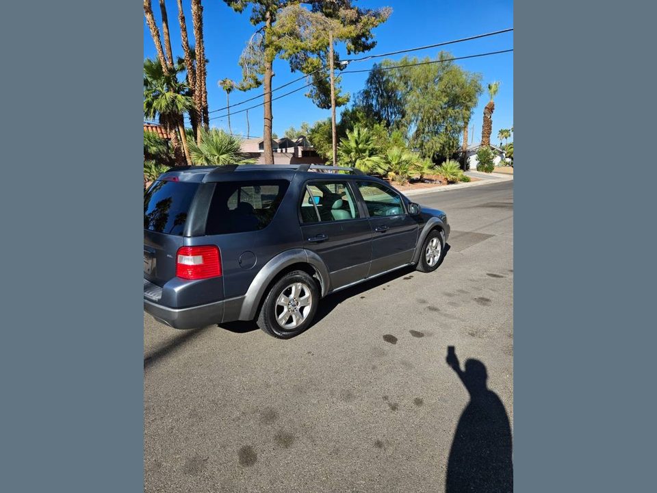 2005 Ford FREESTYLE SEL