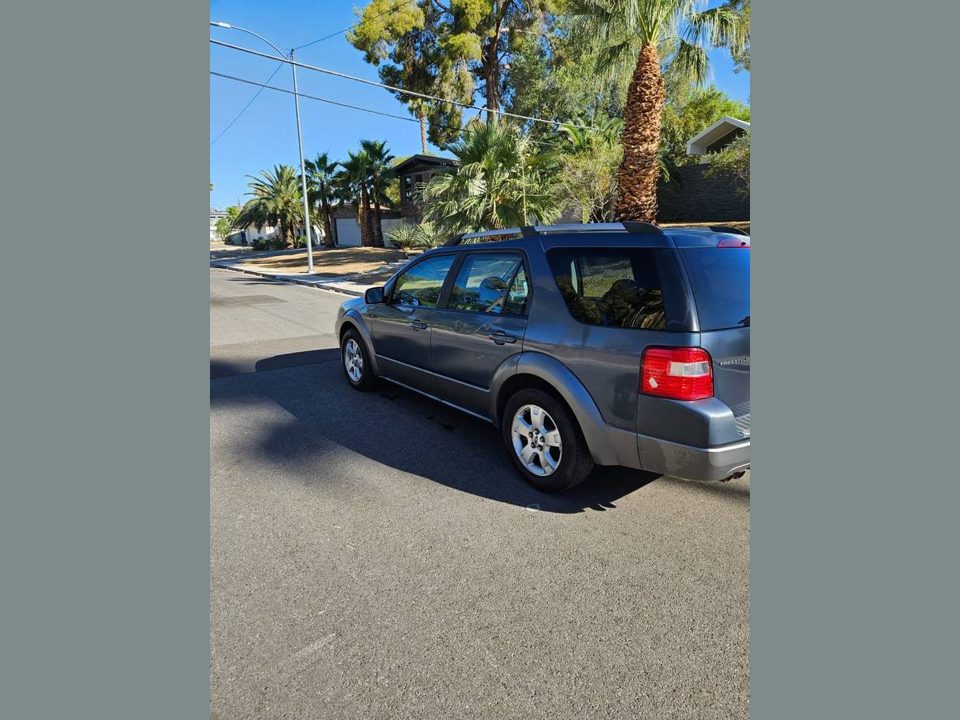 2005 Ford FREESTYLE SEL