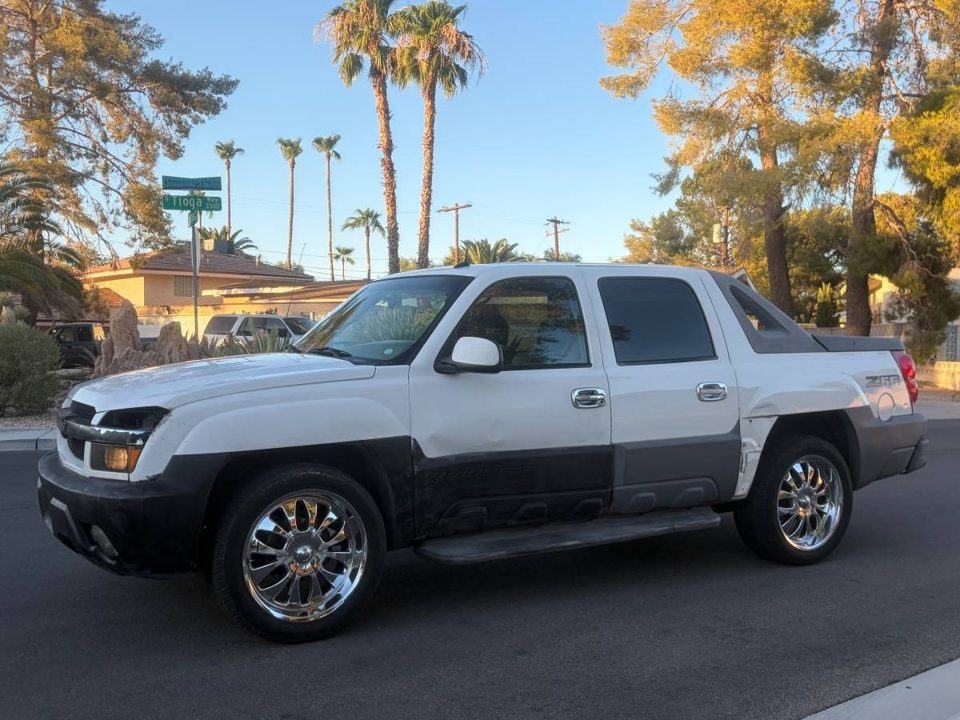2002 Chevrolet Avalanche 2500 Z66