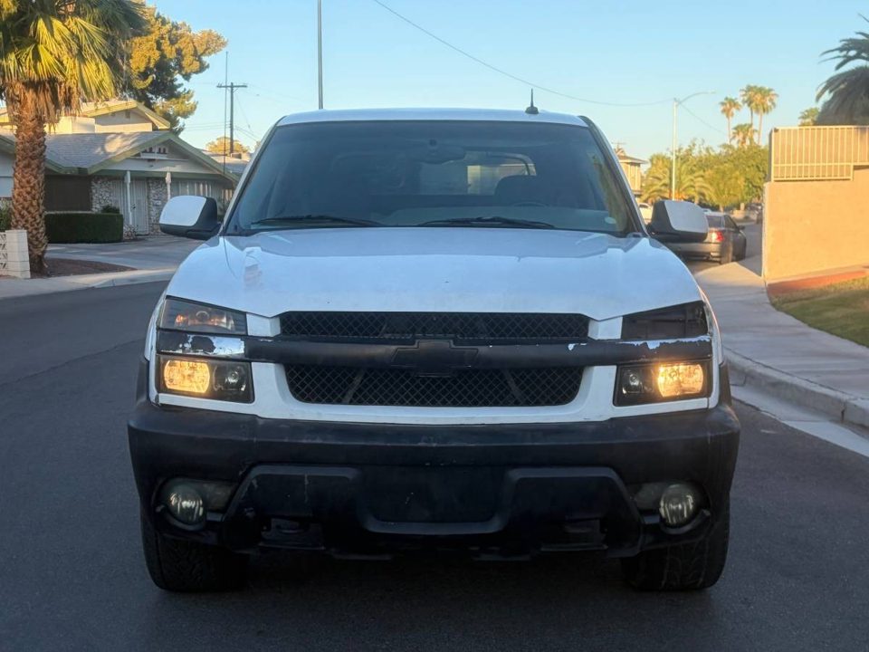 2002 Chevrolet Avalanche 2500 Z66