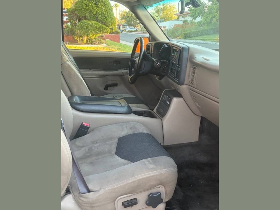 2002 Chevrolet Avalanche 2500 Z66