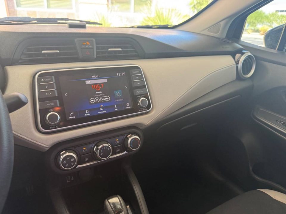 2022 Nissan VERSA SV 38MPG CLEAN NEVADA TITLE