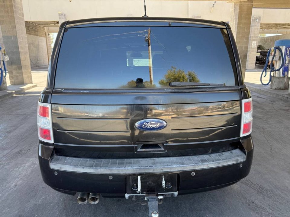 2011 Ford Flex SEL 3rd row seat Clean Nevada Title