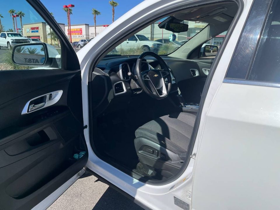 2017 Chevrolet Equinox LT 4cyl auto with and 121k