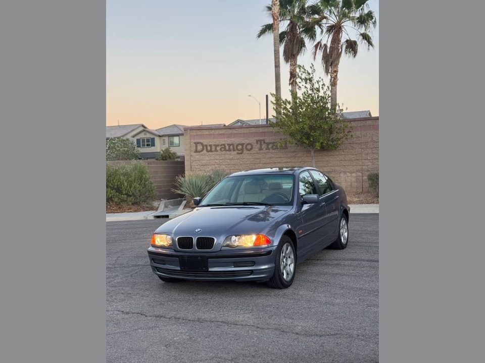 2001 BMW 325xi 1 owner