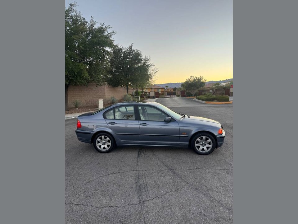 2001 BMW 325xi 1 owner