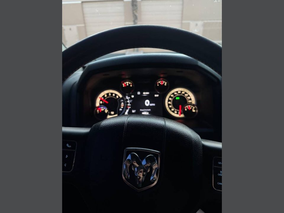 2015 Ram 1500 BIG HORN Ecodiesel