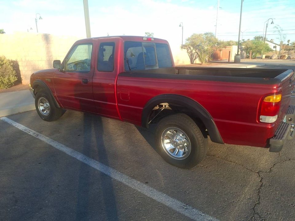 1999 Ford Ranger XLT SuperCab pickup truck