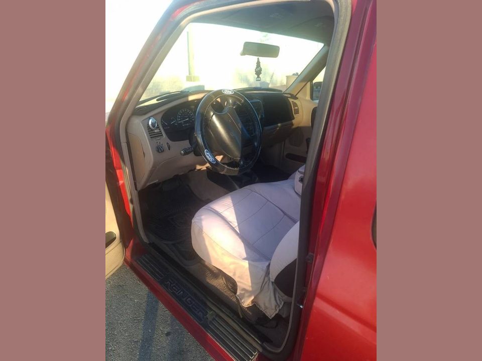 1999 Ford Ranger XLT SuperCab pickup truck