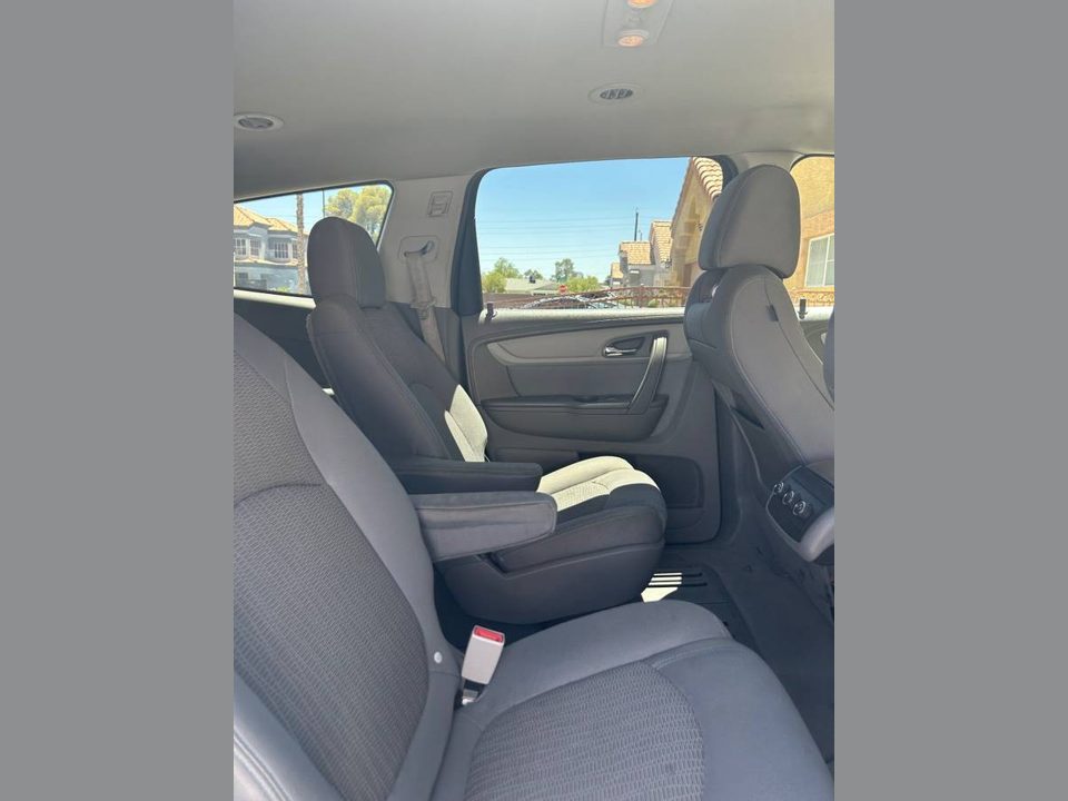 2014 Chevrolet traverse LT 1 Owner Clean NV