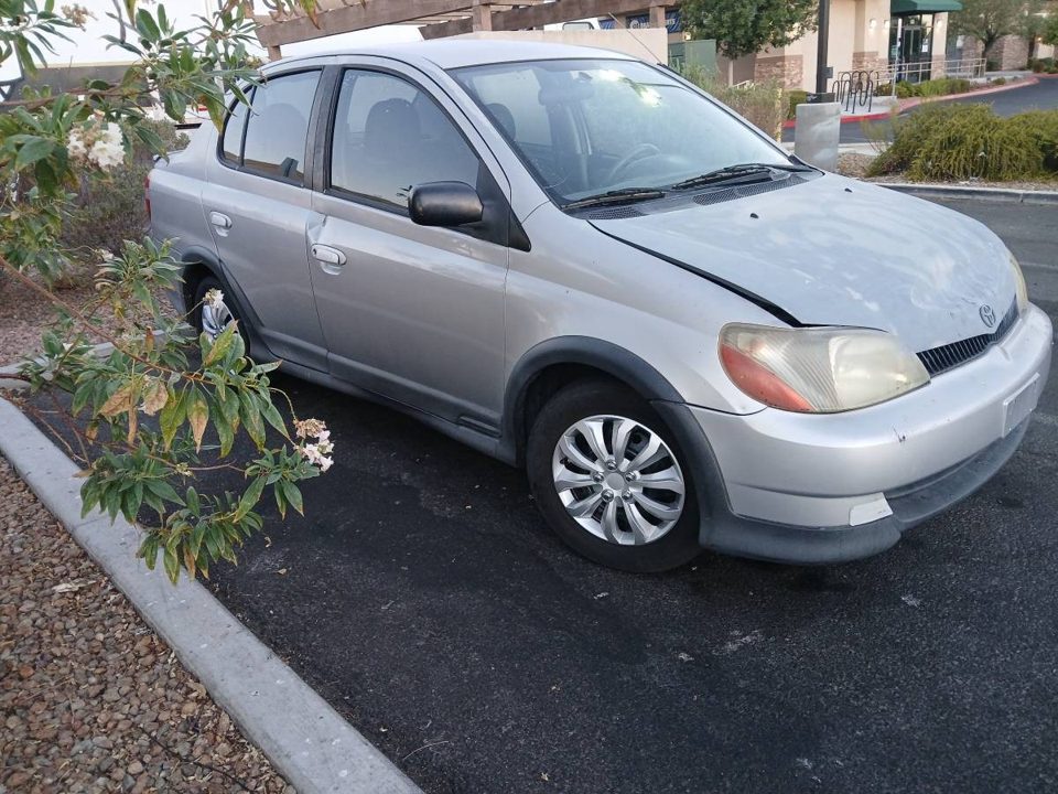 2001 Toyota Echo