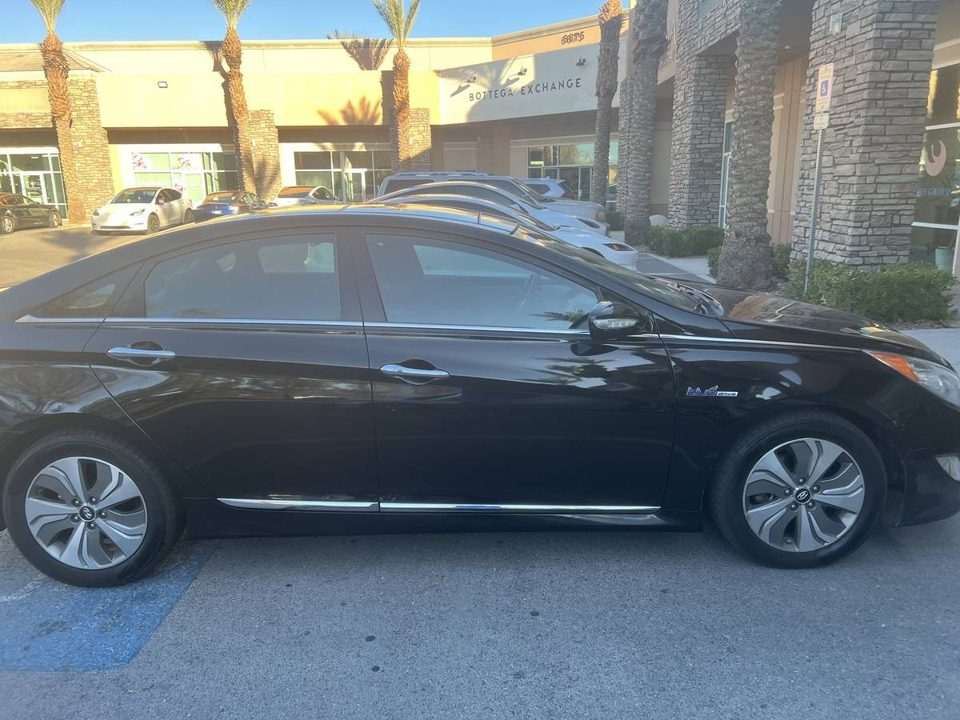 2014 Hyundai Sonata Hybrid Limited - - 112k