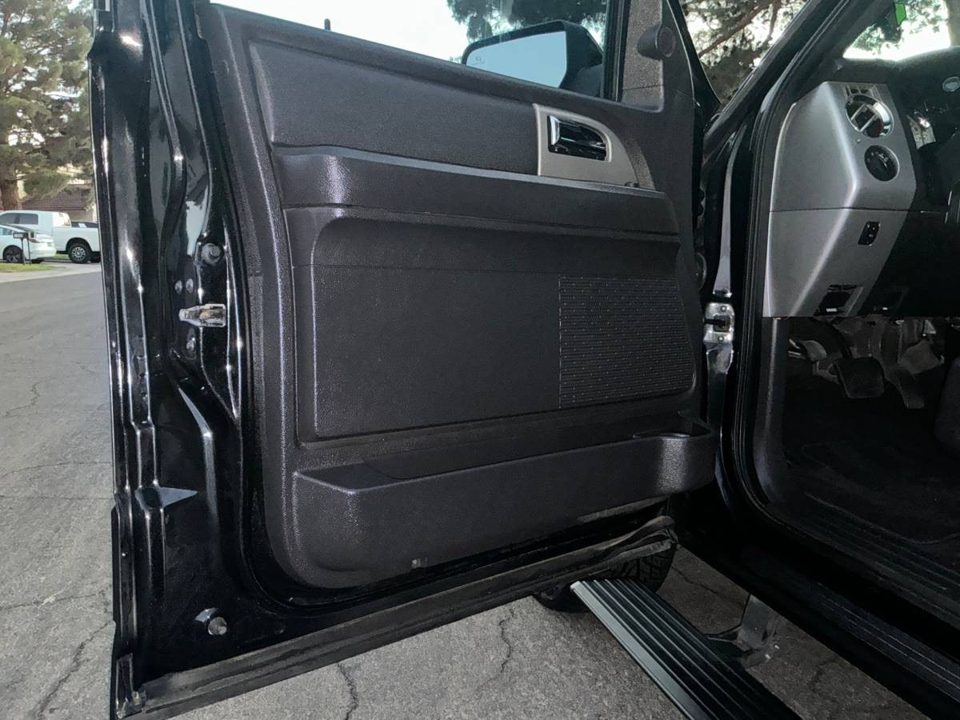 2010 Ford EXPEDITION LIMITED 4WD ✨