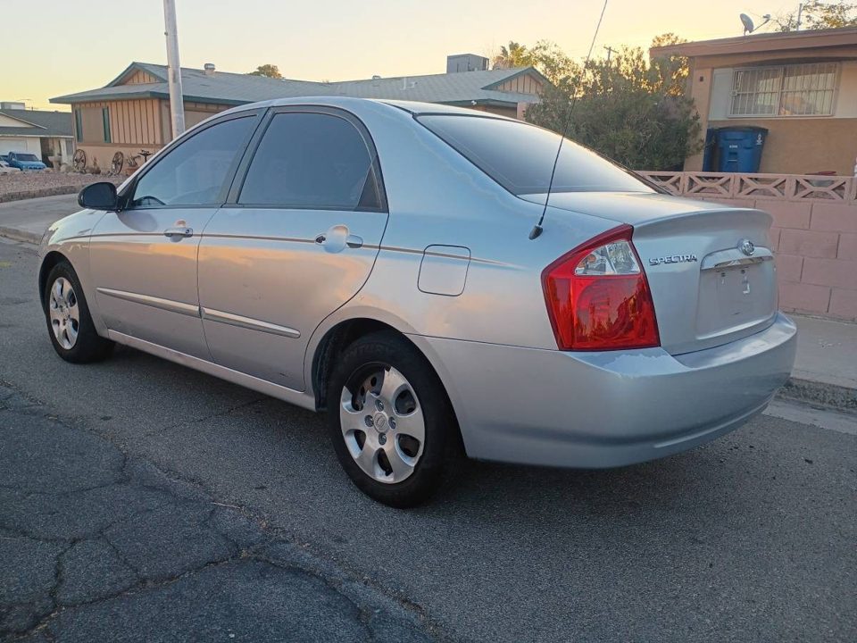 2007 Kia SPECTRA LX