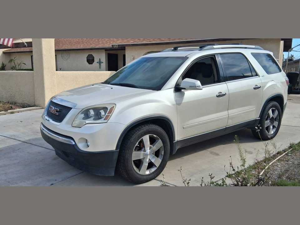 2012 GMC ARCADIA AWD. $1000.00