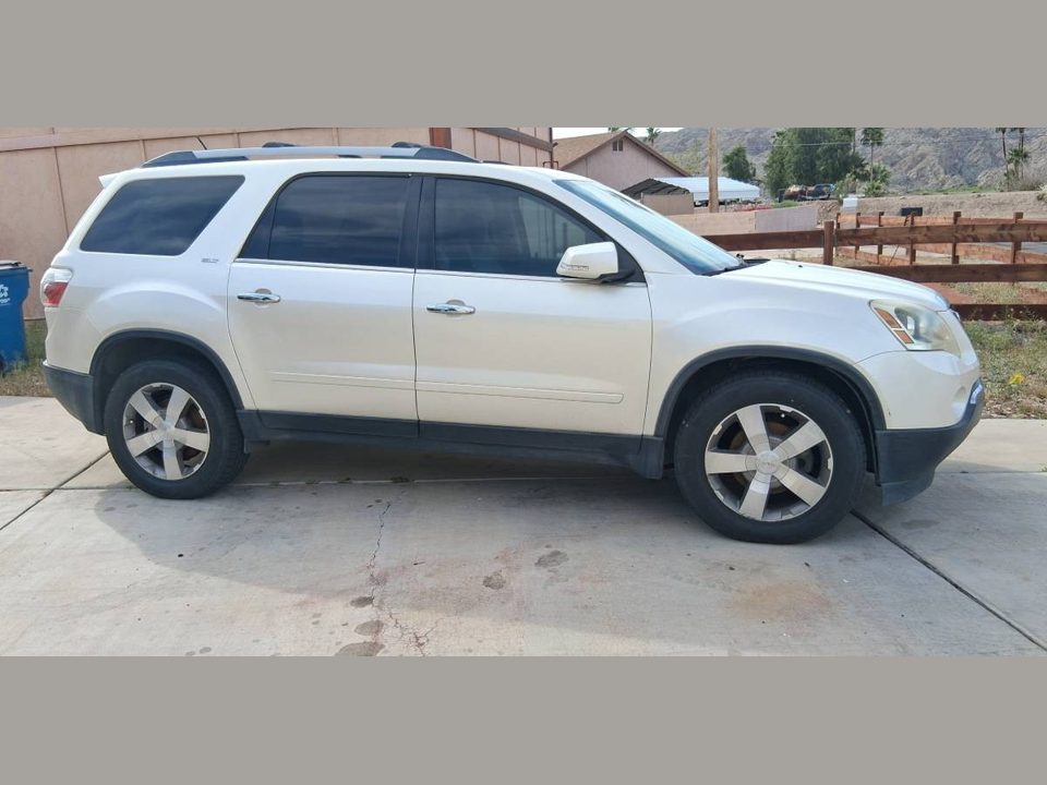2012 GMC ARCADIA AWD. $1000.00