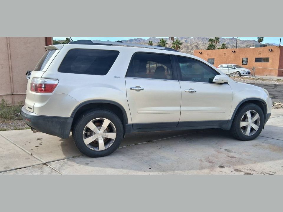 2012 GMC ARCADIA AWD. $1000.00
