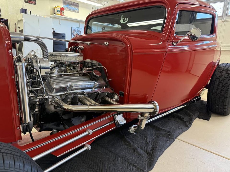 1932 Ford 3-Window Coupe